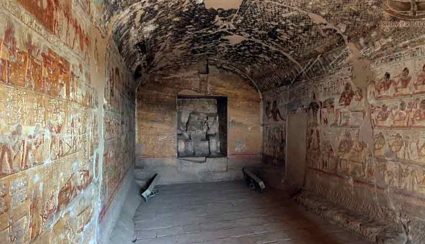 Descubierta tombas con Crucero por el Nilo desde Asuán a Esna en Dahabeya