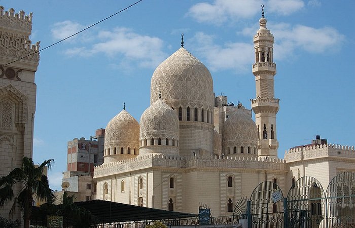 Abu-Al-Abbas-Al-Mursi-Mosque-Explore-Egypt-Tours-2