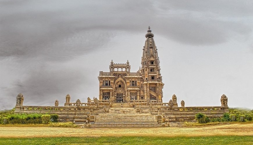 Wonderful Mysterious Baron Empain Palace 4 Facts about it.