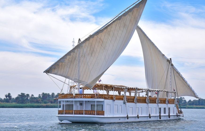 “Luxury Dahabiya: Unveiling Egypt’s Wonders in 5 Days, 4 Nights”