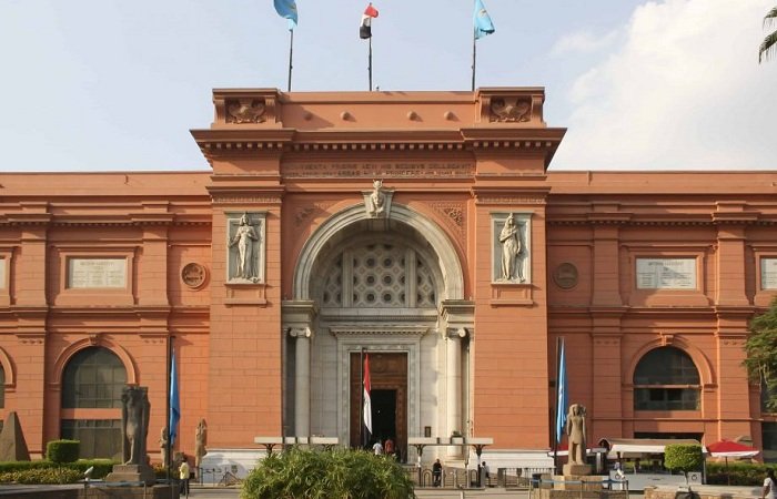 Tour Museo Egipcio y Antiguo Cairo desde puerto Alejandría