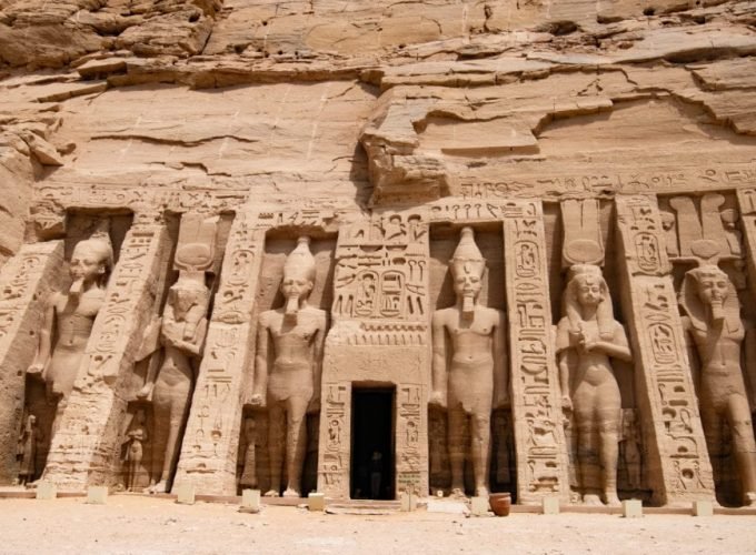 Abu Simbel Temple tour