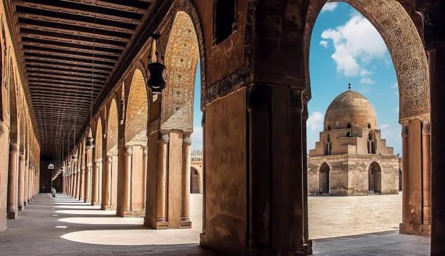 Amazing Ibn Tulun Mosque 3 Facts about oldest mosque in Cairo