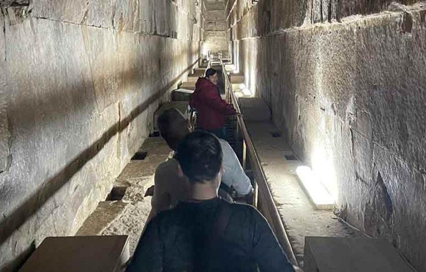 Amazing VIP tour inside the great pyramid at non-official opening hours