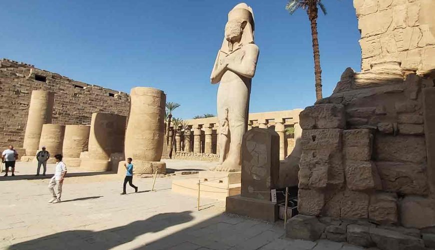 Le Temple de Karnak à Louxor : Une Odyssée à Travers le Temps et l'Histoire