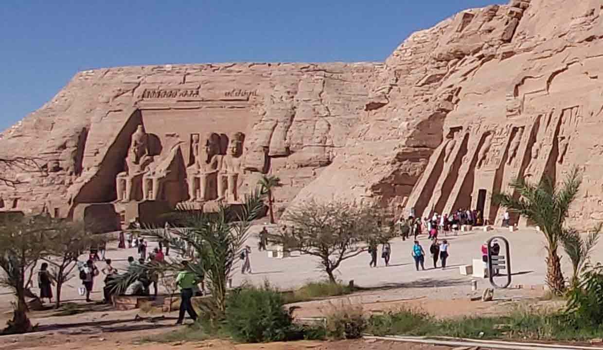 6 Facts about Amazing Abu Simbel Temples: Egypt's Sentinel.
