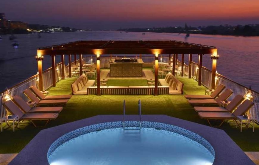 Sailing to Goddesses: A Luxurious Journey to Dendera Temple by boat