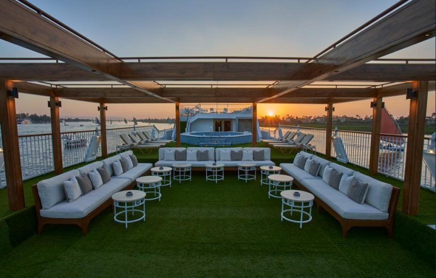Sailing to Goddesses: A Luxurious Journey to Dendera Temple by boat