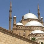 Vista da Cidadela de Salah El Din no Cairo, com a Mesquita de Muhammad Ali em destaque.