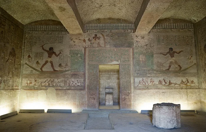 The splendor and beauty of the interior of the Beni Hassan tombs