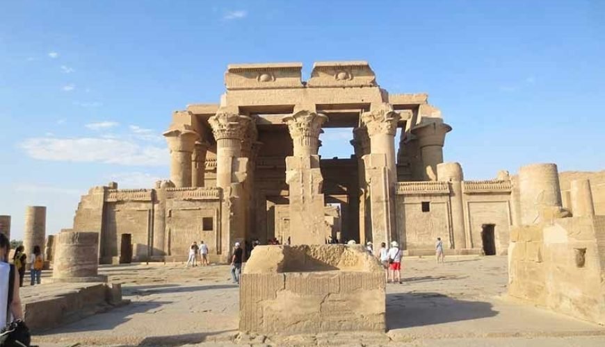 The stunning beauty and detailed architecture of Kom Ombo Temple