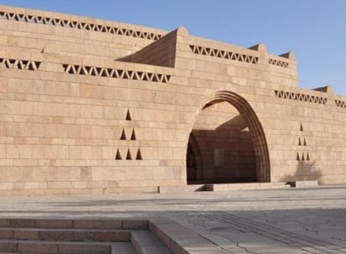 Exposição de objetos e joias antigas do povo núbio no Museu Núbio.