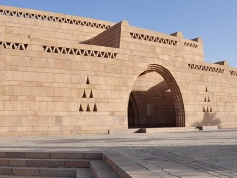 Exposição de objetos e joias antigas do povo núbio no Museu Núbio.